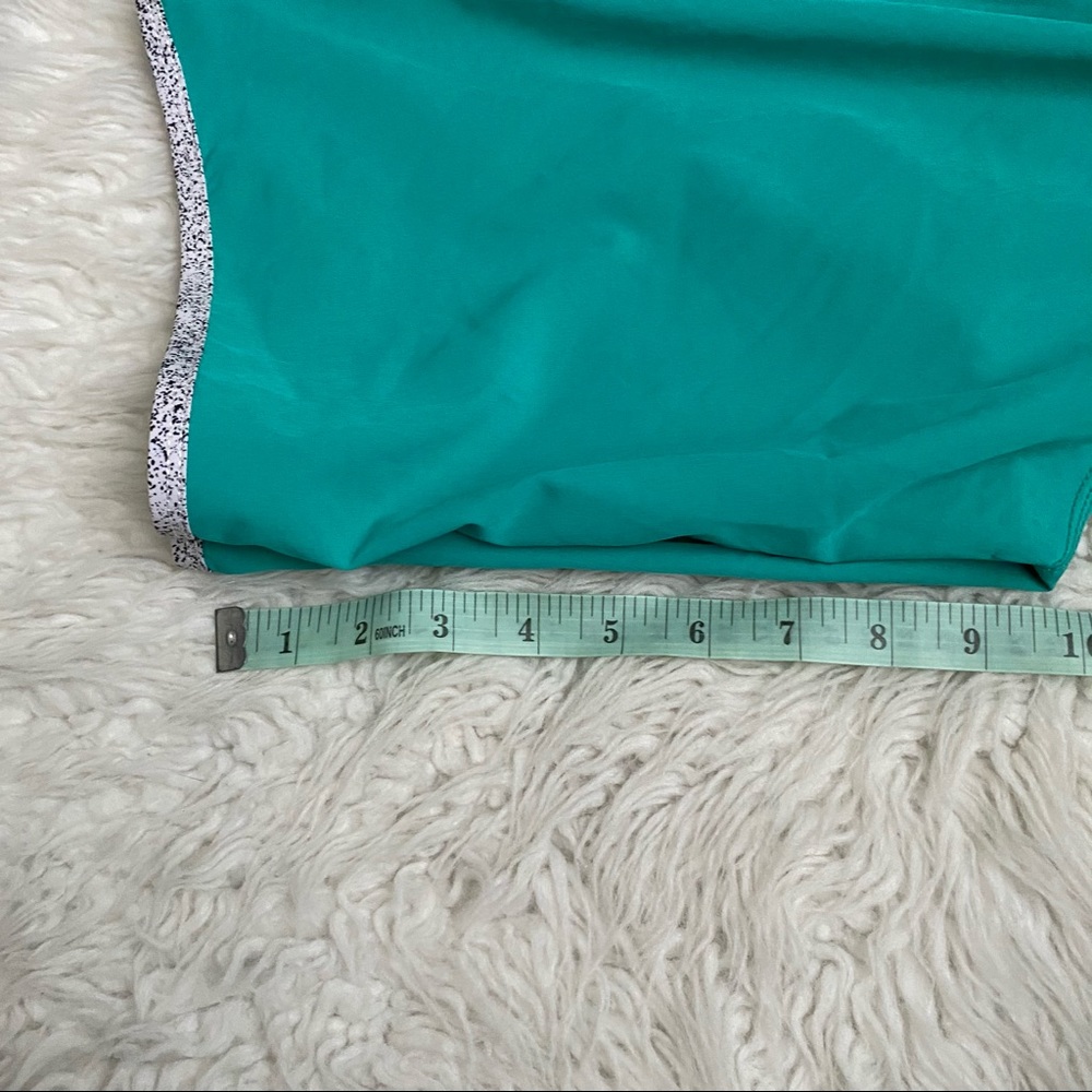 RVCA Shorts - Picture 7 of 9
